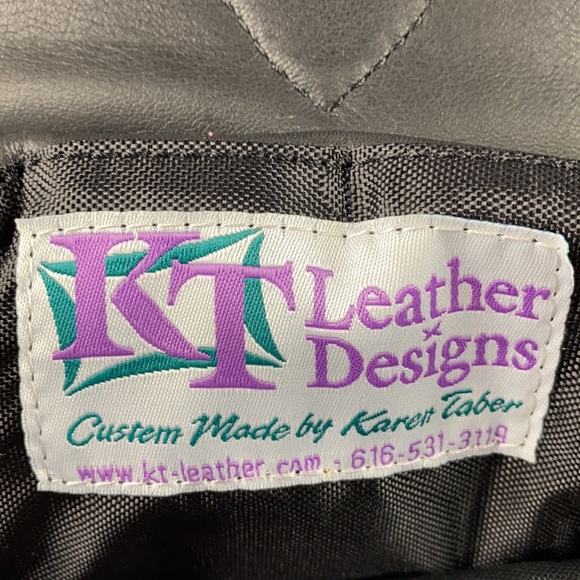 KT LEATHER DESIGNS Custom By Karen Taber Black Leather 3 Compartment Belt Pouch - Picture 12 of 17